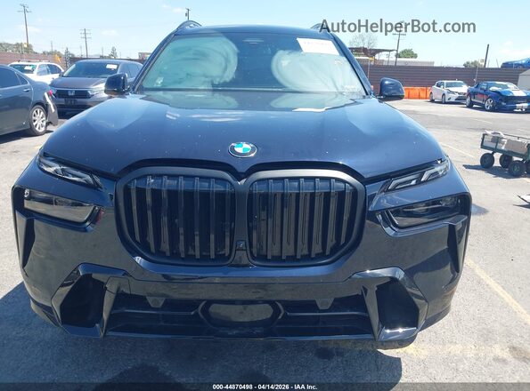 5UX23EM09R9V53762 2024 BMW X7 Black Vista interior trasera