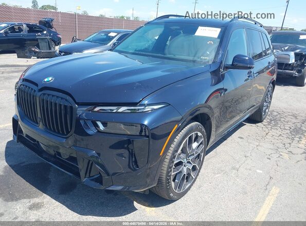 5UX23EM09R9V53762 2024 BMW X7 Black Vista tres cuartos delantera izquierda