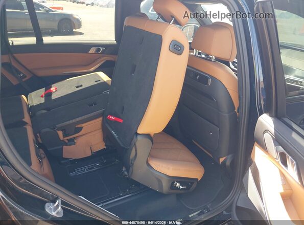 5UX23EM09R9V53762 2024 BMW X7 Black Vista de la etiqueta del VIN