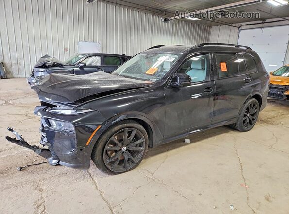 5UX33EM0XP9R12912 2023 BMW X7 Черный Передняя левая четверть