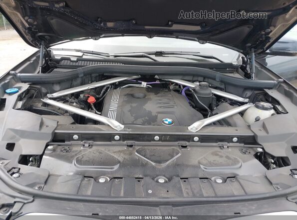 5UX33EX02S9X22929 2025 BMW X6 Черный Вид сзади