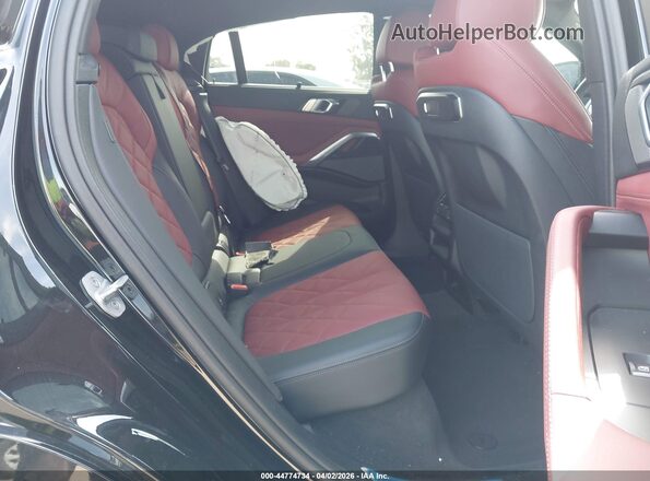 5UX33EX02S9X27273 2025 BMW X6 Черный Вид наклейки с VIN-кодом