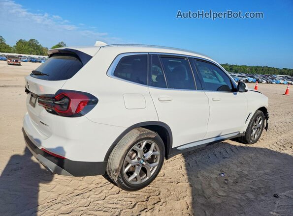 5UX43DP01N9J49752 2022 BMW X3 White Trasero derecho