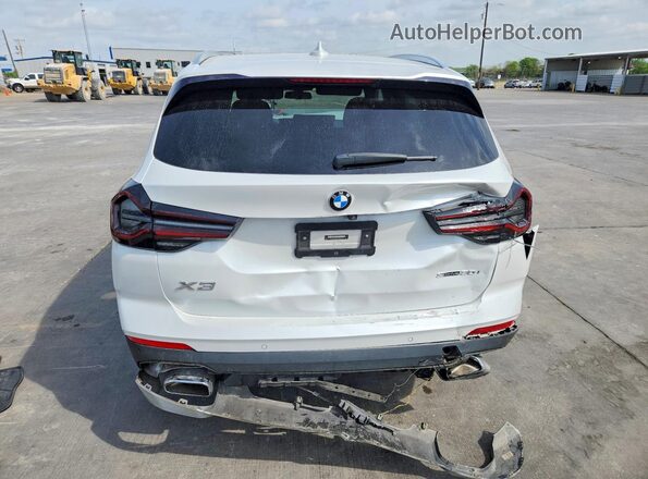 5UX43DP02N9K26029 2022 BMW X3 White Vista trasera