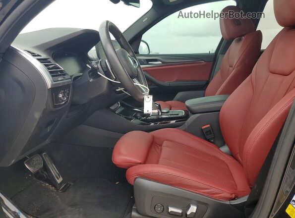 5UX43DP02P9S90543 2023 BMW X3 Black Widok wnętrza z przodu