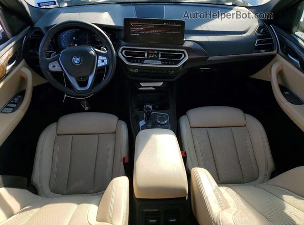 5UX43DP04P9N79875 2023 BMW X3 Белый Вид панели приборов