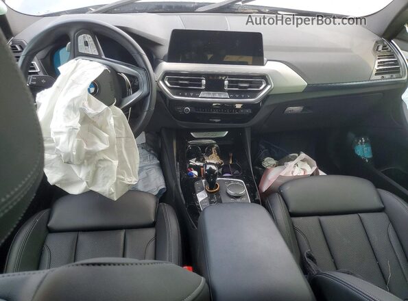 5UX53DP00R9T76487 2024 BMW X3 Silver Вид панелі приладів