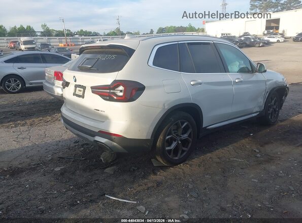 5UX53DP00R9W98661 2024 BMW X3 Белый Задняя правая четверть