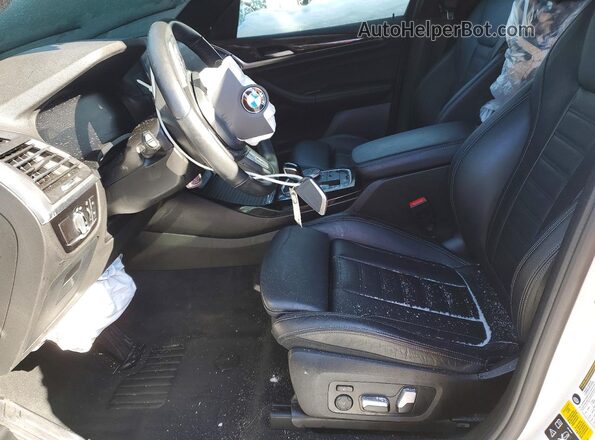 5UX53DP07N9K02555 2022 BMW X3 Белый Вид салона спереди