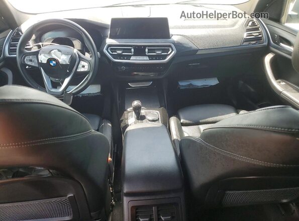 5UX53DP08R9W13386 2024 BMW X3 White Вид панелі приладів