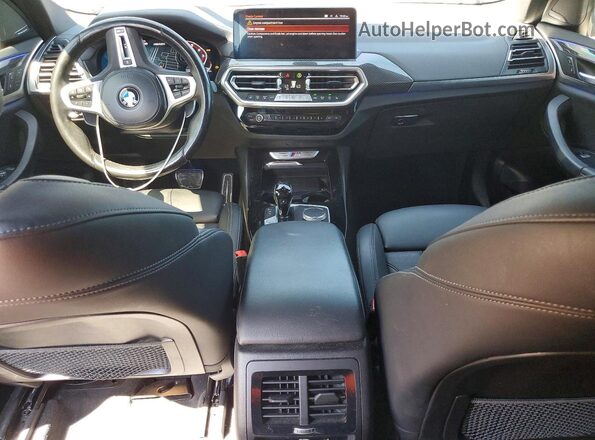 5UX83DP03P9T27018 2023 BMW X3 Black Вид панелі приладів