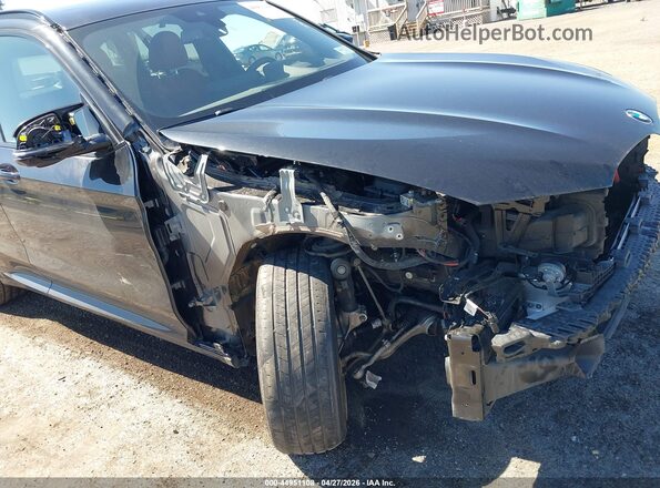 5UX83DP04R9V13055 2024 BMW X3 Black Widok z przodu