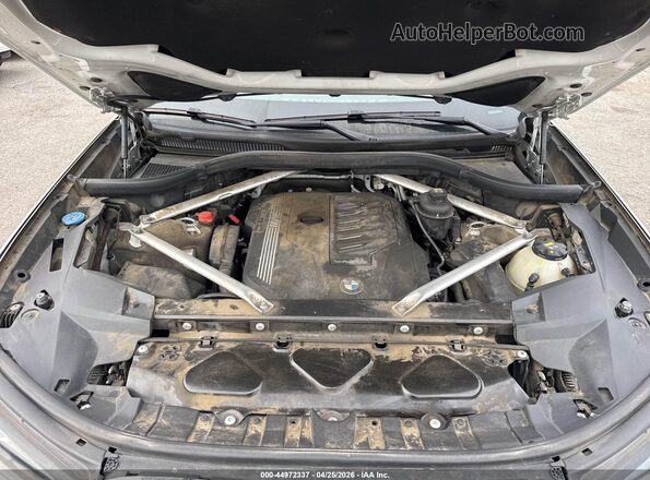 5UXCW2C05L9A03738 2020 BMW X7 Белый Вид сзади