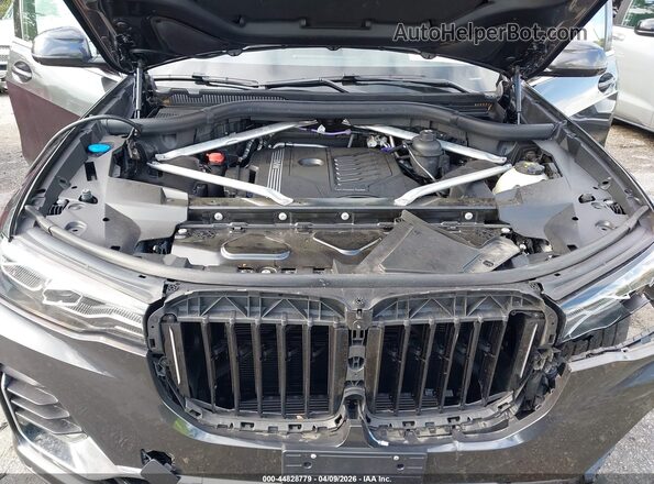 5UXCW2C09M9G16611 2021 BMW X7 Black Vista trasera
