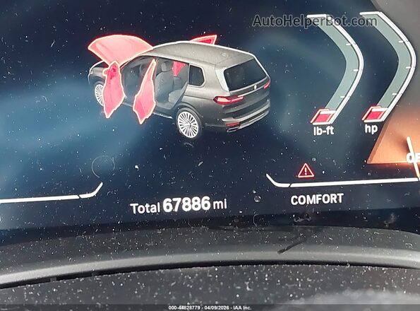 5UXCW2C09M9G16611 2021 BMW X7 Black 