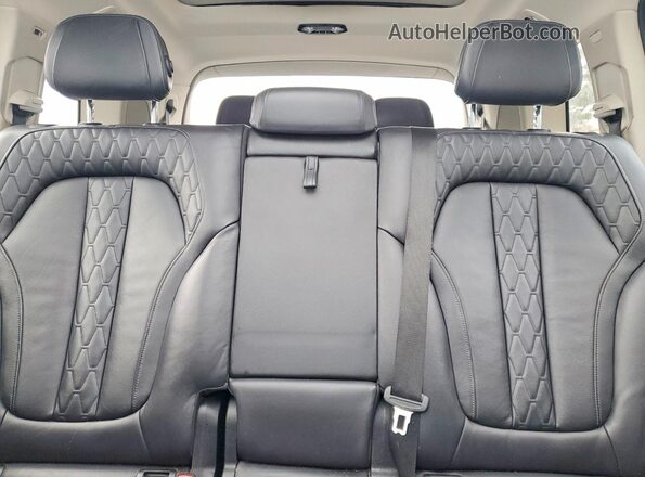 5UXCW2C51KL087356 2019 BMW X7 Белый Вид задних сидений
