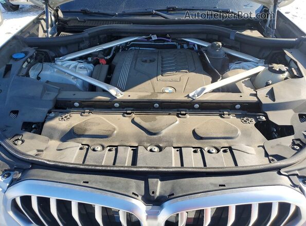 5UXCY6C06P9P92292 2023 BMW X6 White Widok wnętrza z tyłu