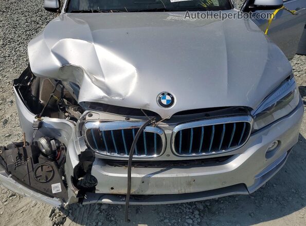 5UXKT0C55J0W00164 2018 BMW X5 Серебряный Вид подкапотного пространства