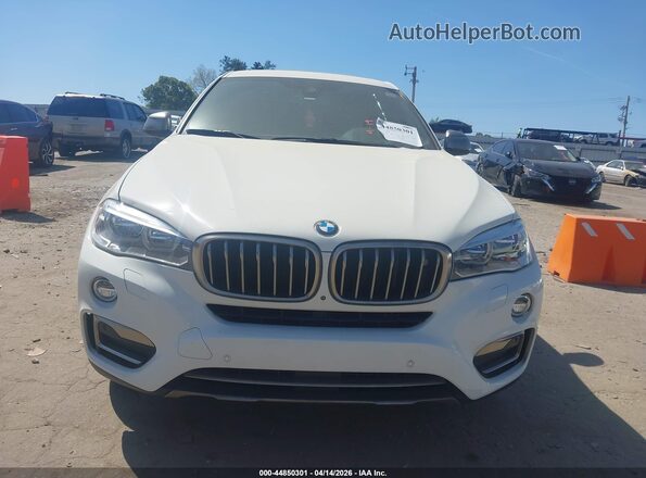 5UXKU2C50K0Z65572 2019 BMW X6 Белый Вид щитка приборов