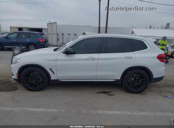 5UXTR7C57KLR46132 2019 BMW X3 Белый Панорамный вид салона 360°