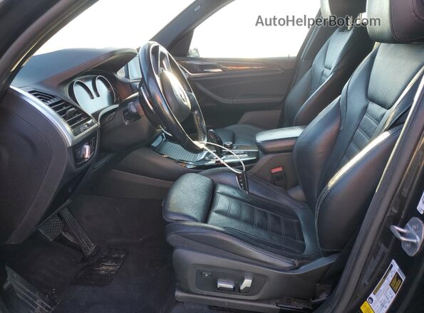 5UXTR9C59JLD65096 2018 BMW X3 Серый Вид салона спереди