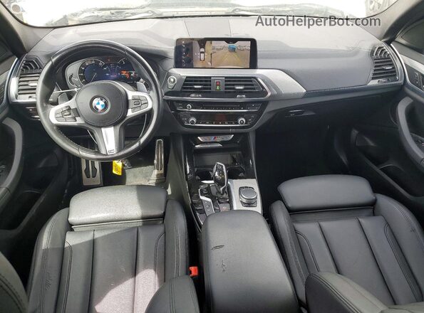 5UXTS3C54KLR72765 2019 BMW X3 White Widok deski rozdzielczej