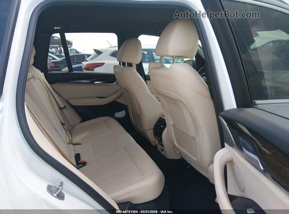 5UXTY5C03L9C41356 2020 BMW X3 White VIN კოდის სტიკერის ხედი