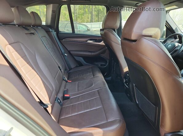 5UXTY5C0XL9D10155 2020 BMW X3 Белый Вид задней части салона