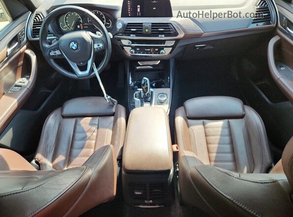 5UXTY5C0XL9D10155 2020 BMW X3 Белый Вид панели приборов