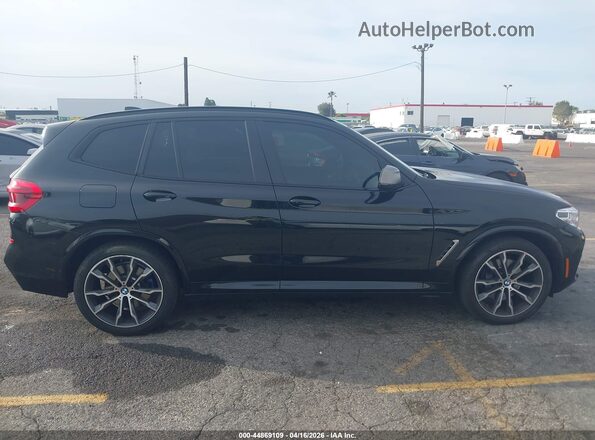 5UXTY9C02L9B25590 2020 BMW X3 Черный Вид задней части салона