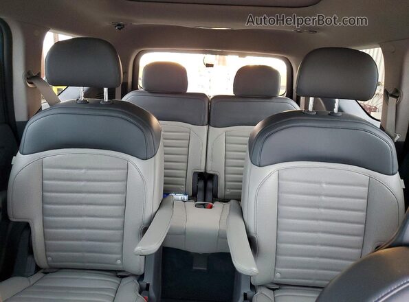 5XYADFS59SG001035 2025 KIA EV9 Blue Հետևի նստատեղերի տեսք