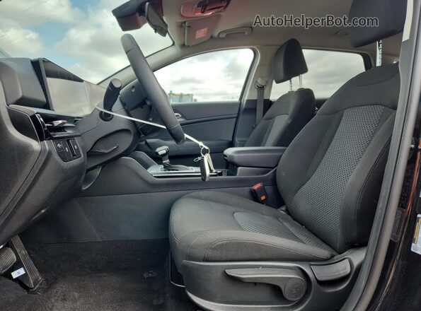 5XYK2CDFXTG403906 2026 KIA SPORTAGE Black Vista interior delantera