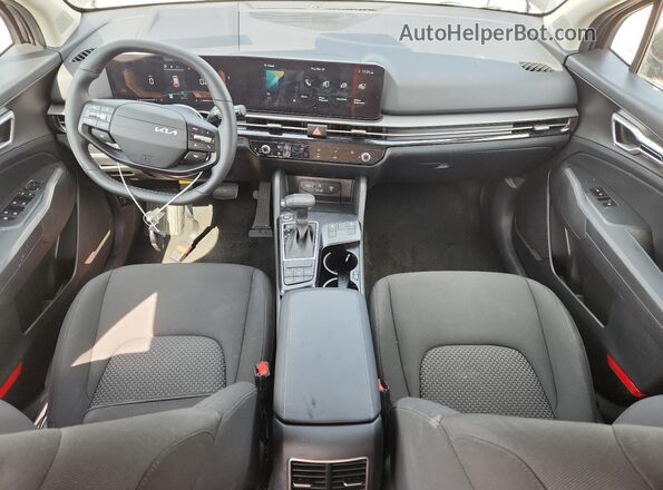 5XYK2CDFXTG403906 2026 KIA SPORTAGE Black Vista del salpicadero