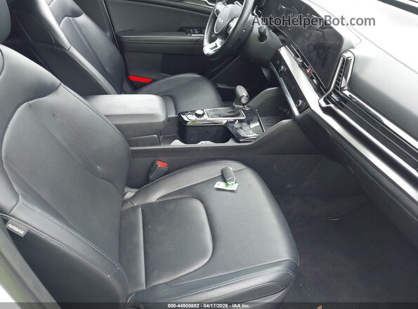 5XYK33DF2RG218626 2024 KIA SPORTAGE White Widok wnętrza z przodu