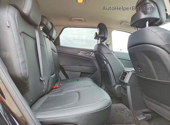5XYK3CDF4TG328973 2026 KIA SPORTAGE Черный Вид задней части салона