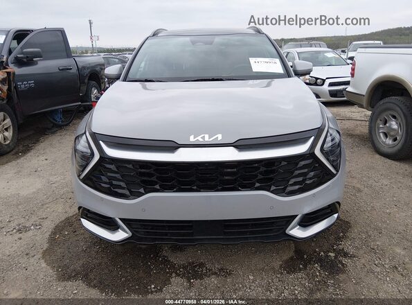 5XYK53DF4RG174980 2024 KIA SPORTAGE Gray Widok wnętrza z tyłu