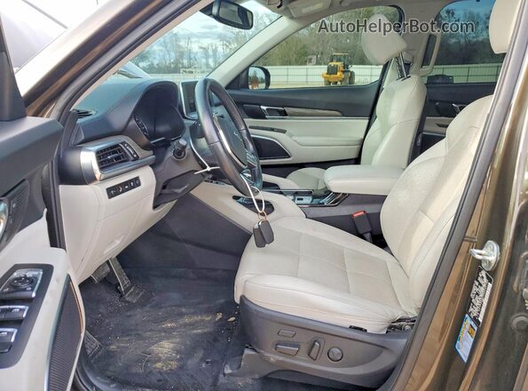 5XYP54HCXNG266780 2022 KIA TELLURIDE Brown Вид салону спереду