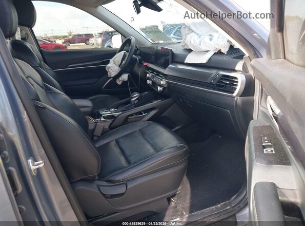 5XYP64GC2RG497838 2024 KIA TELLURIDE Gray Front interior view