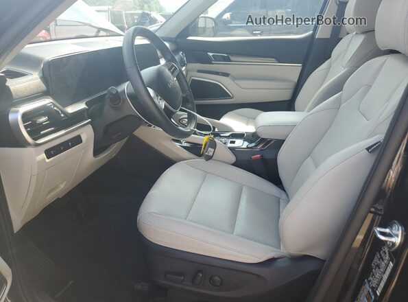 5XYP6DGC3RG516672 2024 KIA TELLURIDE Черный Вид салона спереди