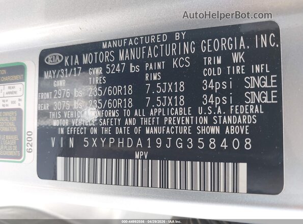 5XYPHDA19JG358408 2018 KIA SORENTO Серебряный Вид подкапотного пространства