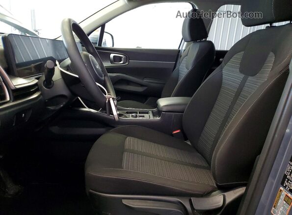 5XYRG4JC8RG293575 2024 KIA SORENTO Gray Vista interior delantera