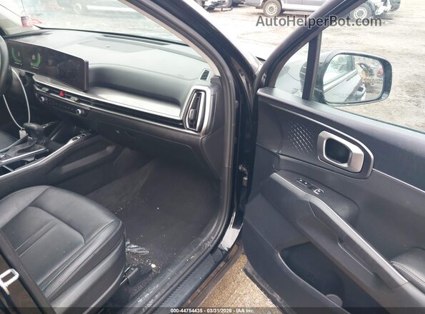 5XYRL4JCXRG253588 2024 KIA SORENTO Black Вид салону спереду