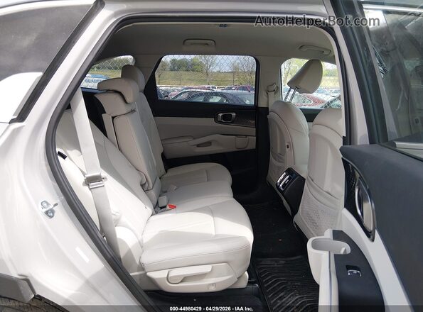 5XYRLDJCXSG363076 2025 KIA SORENTO Gray Widok naklejki z numerem VIN