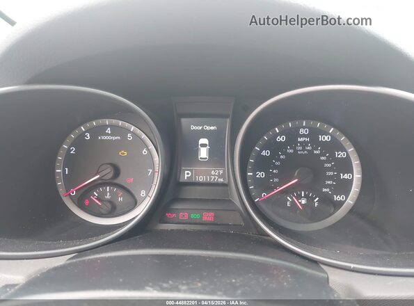 5XYZTDLB6GG368089 2016 HYUNDAI SANTA FE SPORT Белый Вид задних сидений