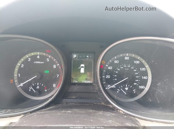 5XYZUDLB4HG492425 2017 HYUNDAI SANTA FE SPORT Orange Widok tylnych siedzeń
