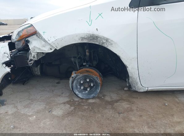 5YFBURHE2KP877342 2019 TOYOTA LL White 