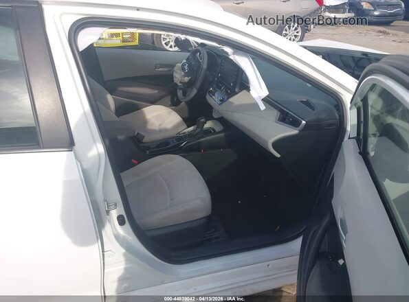 5YFDPRAE2LP141318 2020 TOYOTA LL White წინა სალონის ხედი