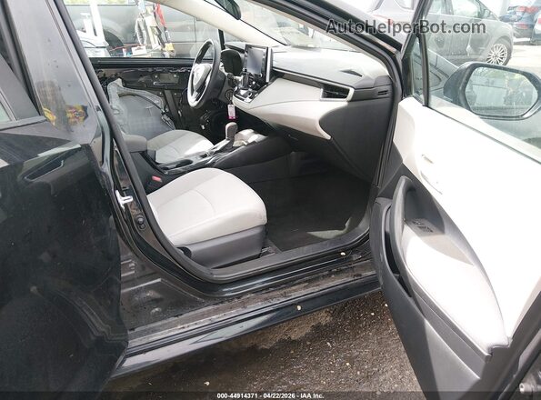 5YFEPMAE9MP238475 2021 TOYOTA LL Черный Вид салона спереди