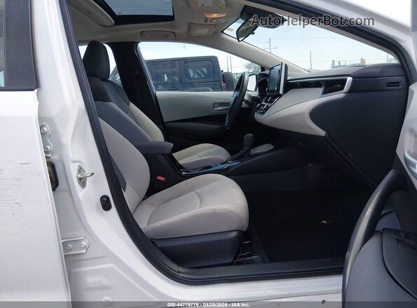 5YFHPRAE7LP084311 2020 TOYOTA LL White Widok wnętrza z przodu