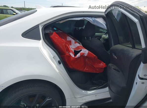5YFS4MCE8TP261589 2026 TOYOTA LL White Widok naklejki z numerem VIN